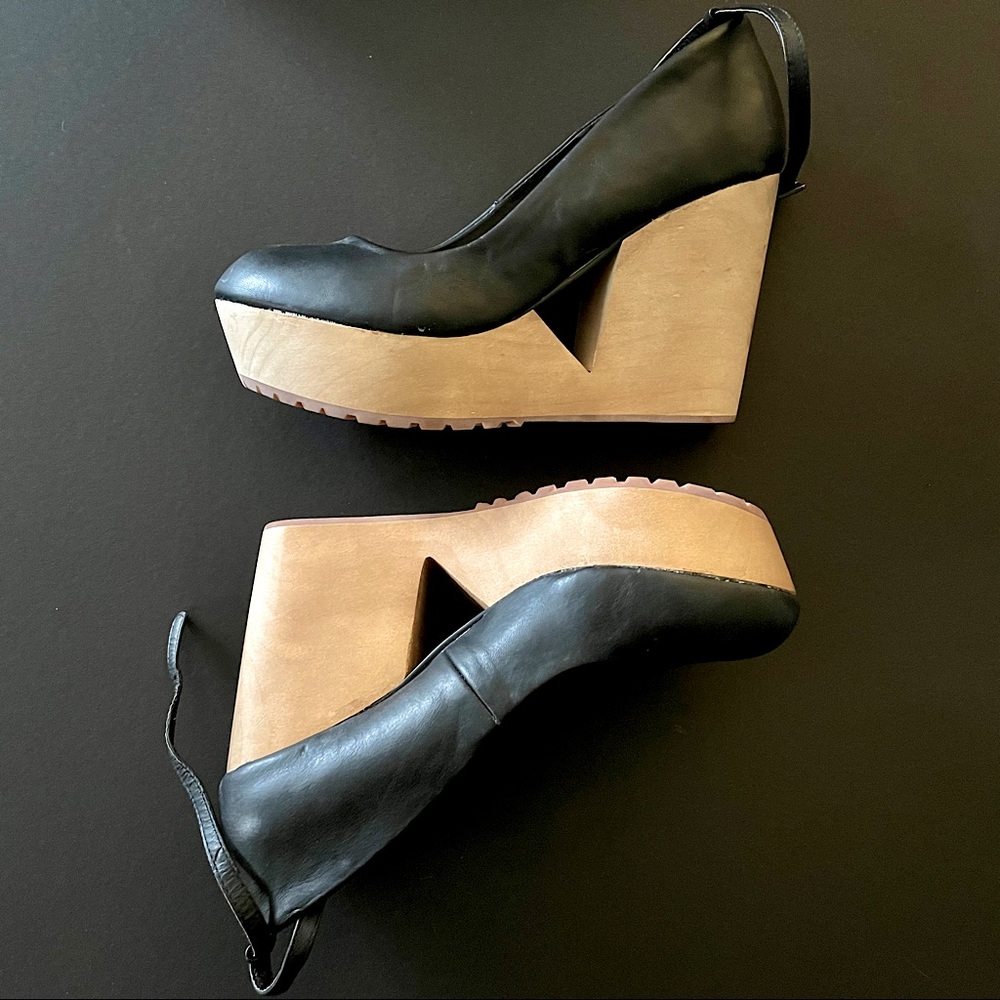 UO Deena & Ozzy Leather Wooden Cutout Wedge Heels